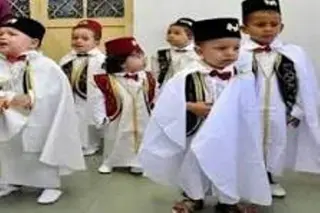 الأبيض سيدي الشيخ ختان 22 طفلا معوزا بمستشفى "جرماني"