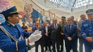 الشرطة بغليزان تحتفي  بذكرى تأسيسها  ... تقليد الرتب وتكريم متقاعدي القطاع