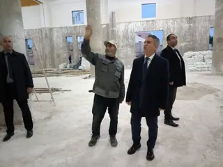 اجتماع تنسيقي لمتابعة مشروع مسجد القطب بمعسكر ... تعليمات صارمة لإنهاء الأشغال في أٌقرب الآجال