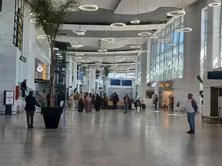 مغتربون يحرصون على قضاء الشهر الفضيل بالجزائر  ...لا يحلو رمضان إلا في حضن الوطن