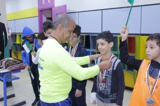 نظير تألقهم في دورة افتتاح الألعاب المدرسية بقصر الرياضة بوهران  ...مجمع "الحياة سكول" يكرم ابطاله الرياضيين