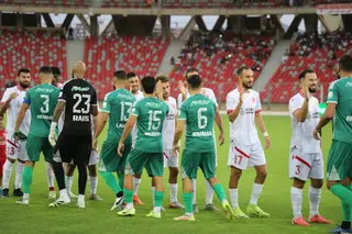 م.وهران - ت.مستغانم :  قمة مثيرة للاقتطاع التأشيرة