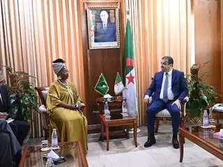 عرقاب يستقبل مفوضة الطاقة والبنية التحتية بالاتحاد الإفريقي