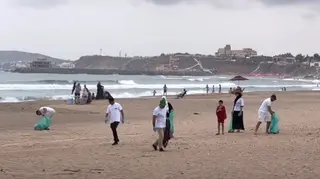 من تنظيم الإذاعة الجزائرية-  القناة الثالثة- بالأندلسيات .... انطلاق الطبعة 17 للحملة الوطنية لمنظفي الشواطئ