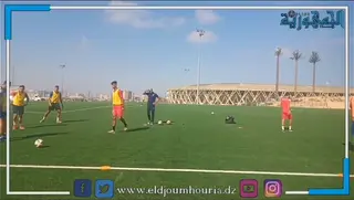 المدرب بوعكاز يقود أول حصة تدريبية لمولودية وهران