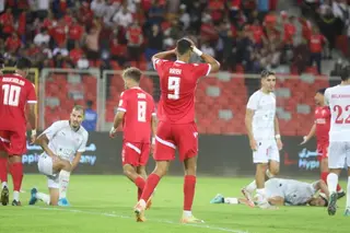 عقب  الأحداث التي شهدتها مباراة الشلف بملعب هدفي ميلود....لجنة الانضباط توجه الانذار الثاني للحمراوة